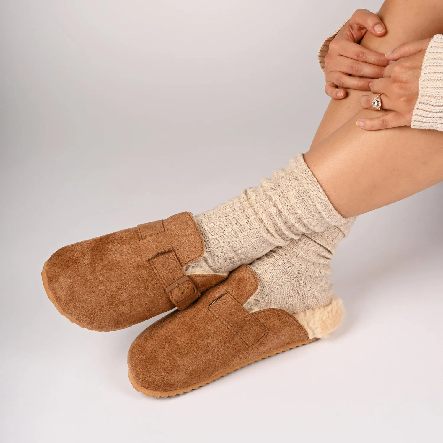 ARDENN SLIPPERS IN FAUX FUR