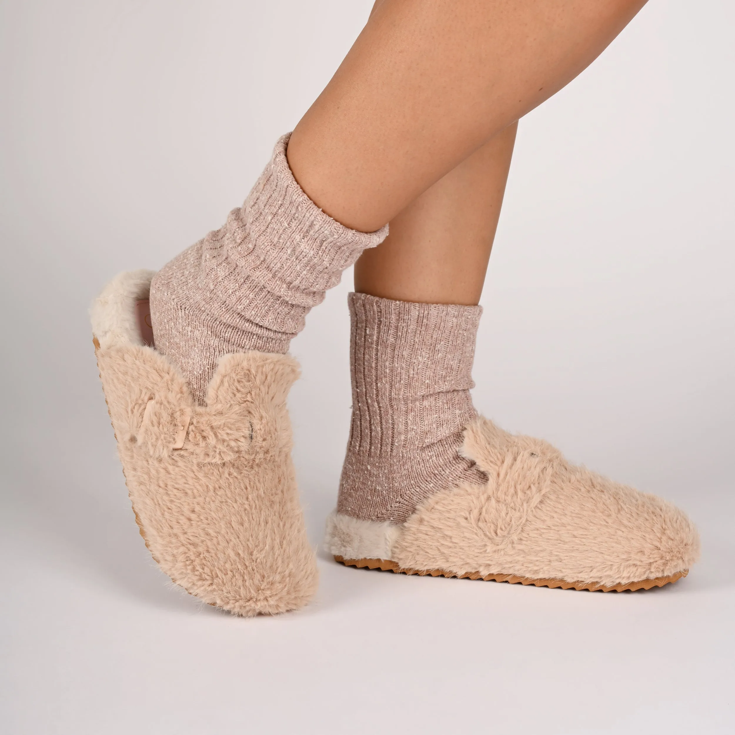 ARDENN SLIPPERS IN FAUX FUR