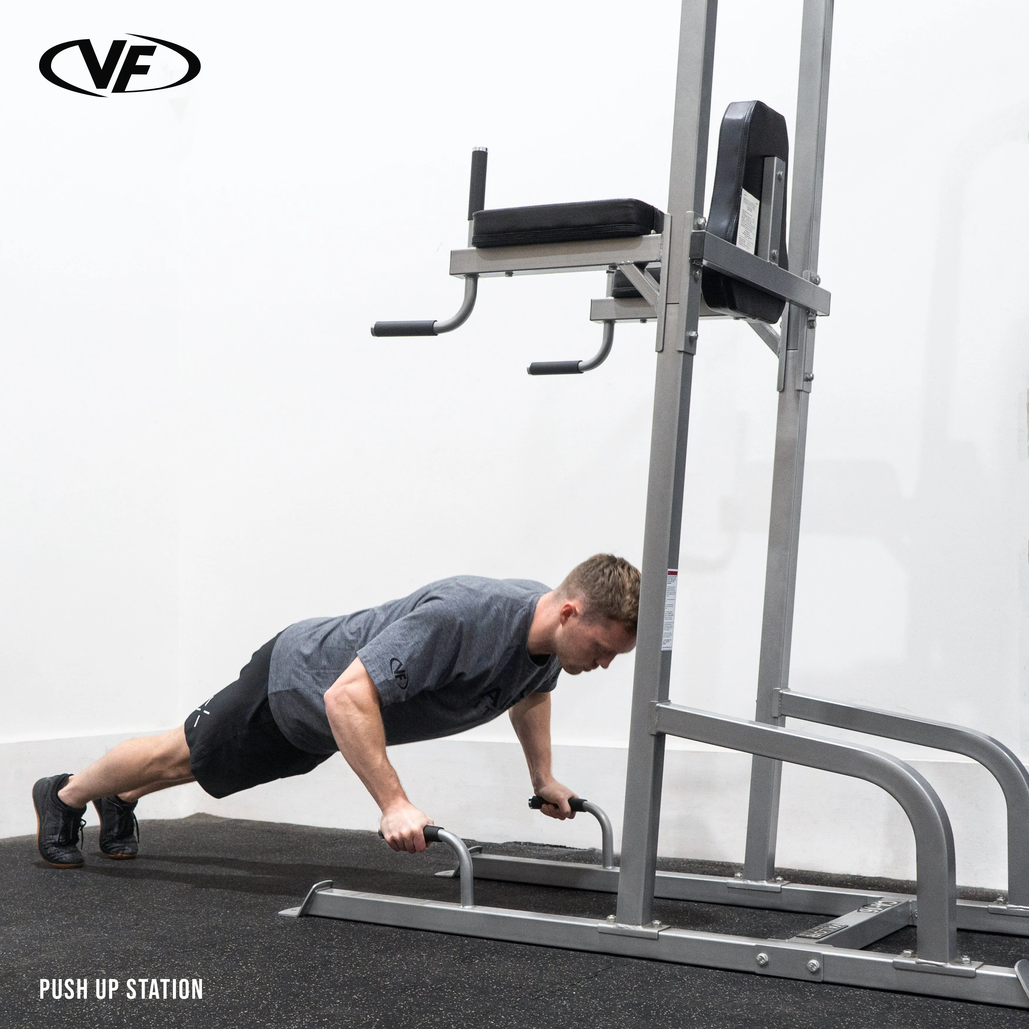 Leg Raise Captain's Chair with Dip and Push Up Station